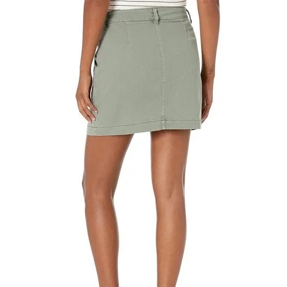 Faherty Utility Mini Skirt in Color Fatigue Size XS bought from Evereve NWT - Picture 3 of 4